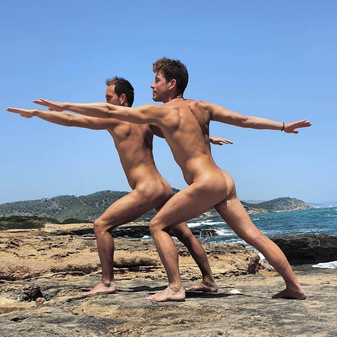 4月11日（日）11：00～　ヌードヨガon the beach（沖縄本島北東部）