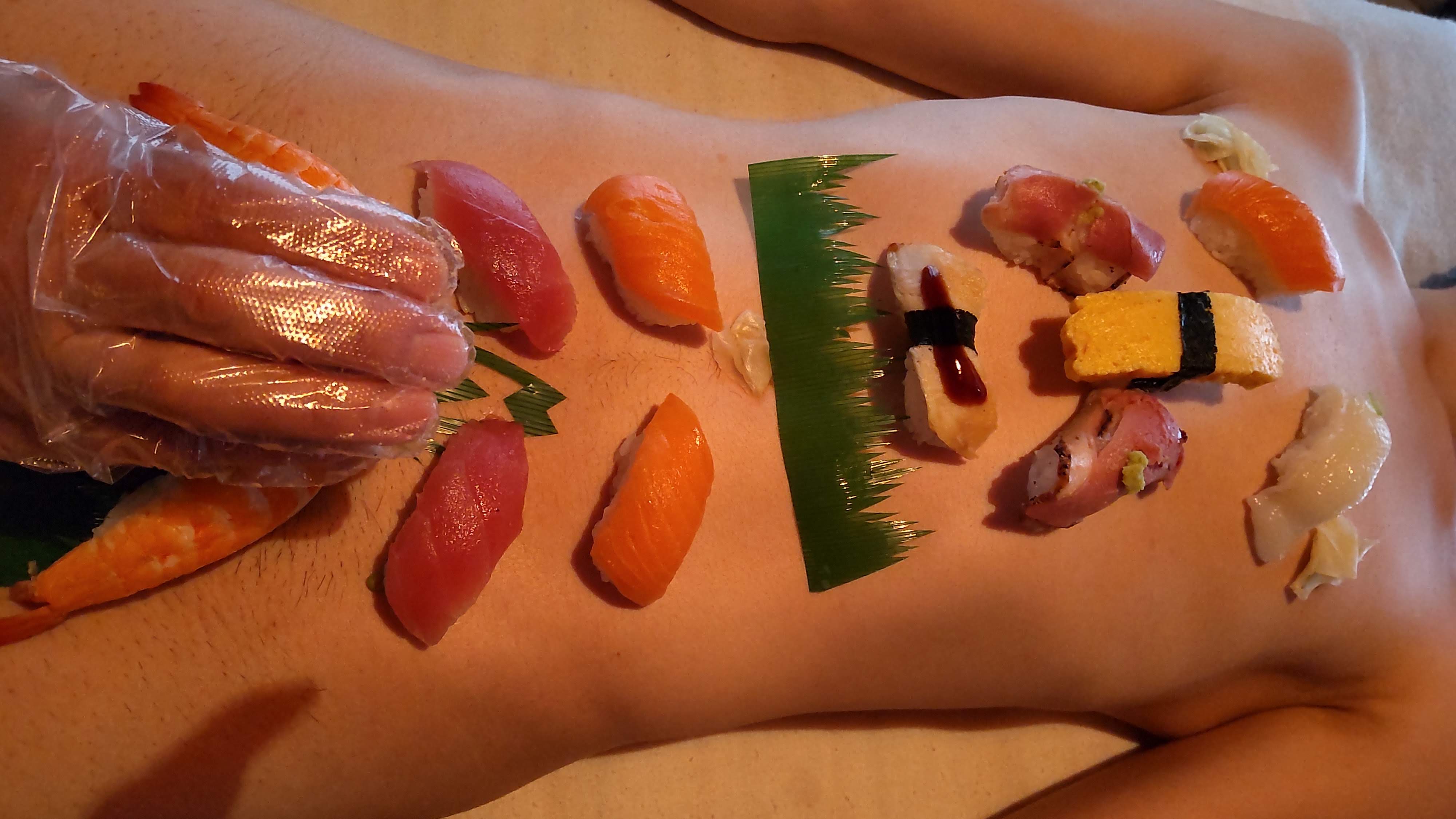 2月20日（日）男体盛り！モデルは20代イケメン！