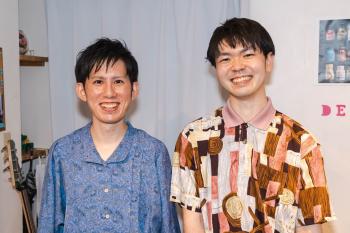 【10/16日曜日　14:00〜】20代ゲイ2人の音楽ユニット　ピンクとターコイズ「新曲試奏会」 1568x1046 392.3kb