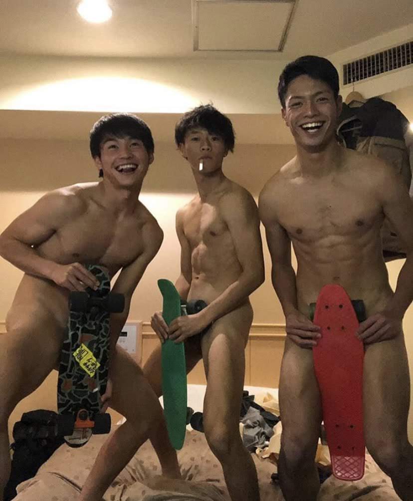 10月22日（土）パンイチ、褌、競パン、全裸OK飲み会！＠新宿御苑前