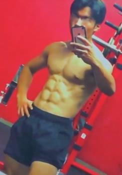 けいた本日予約可能です。 517x742 85.9kb