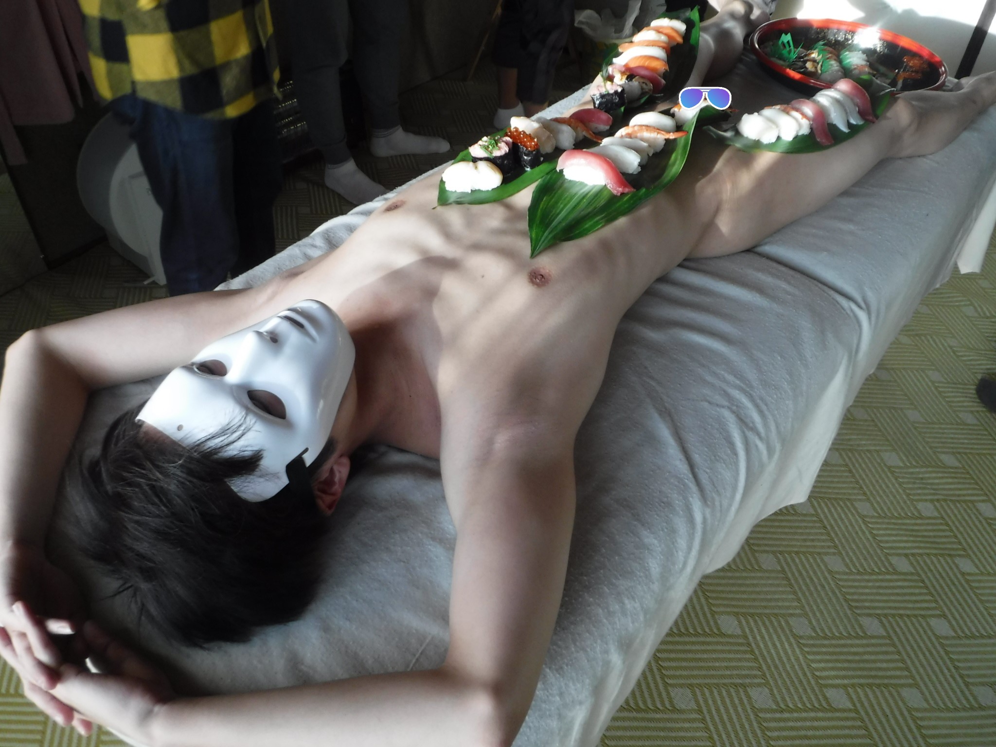 5月5日（金・祝）18：00🍣男体盛り！＠新宿御苑前【モデル：20代色白もち肌くん】