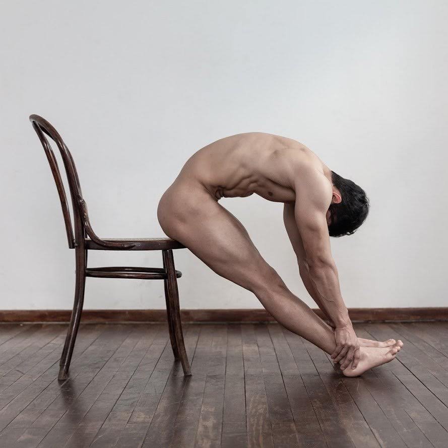 5月★新宿でヌード＆パンイチヨガ、ペアヨガ、まぐわい、競パン★グループレッスン（初めての方、お一人様大歓迎！）