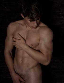 7月10日(月)18:00 セクシー&ダンディー講師によるヌードでピラティス@新宿 1546x2000 129.7kb