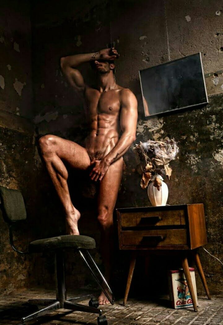 7月10日（月）18：00　セクシー＆ダンディー講師によるヌードでピラティス＠新宿