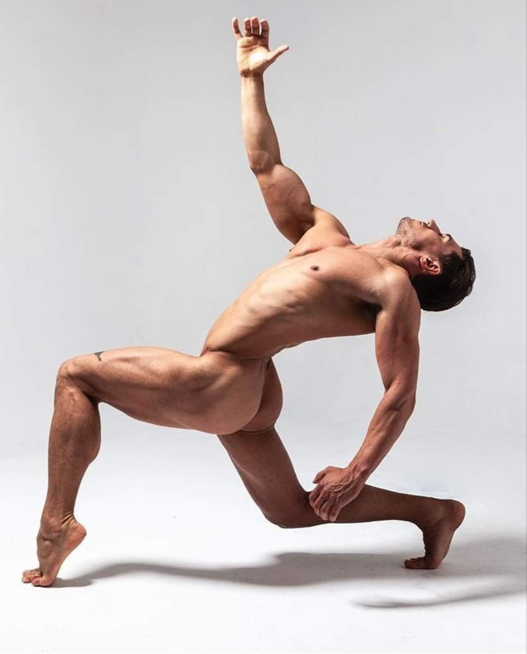 8月＠熊谷　全裸で密着ペアヨガ、ヌードヨガ、体幹トレ、まぐわいの手ほどき、飲み会♪スケジュール