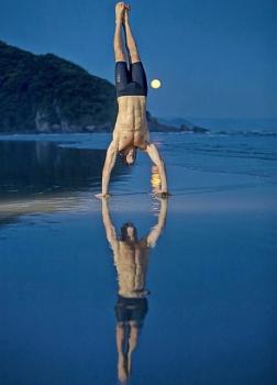 【パンイチ★ストレッチ＆ヨガ＠新宿御苑前】毎週月曜日19：30～21：00 461x640 49.7kb