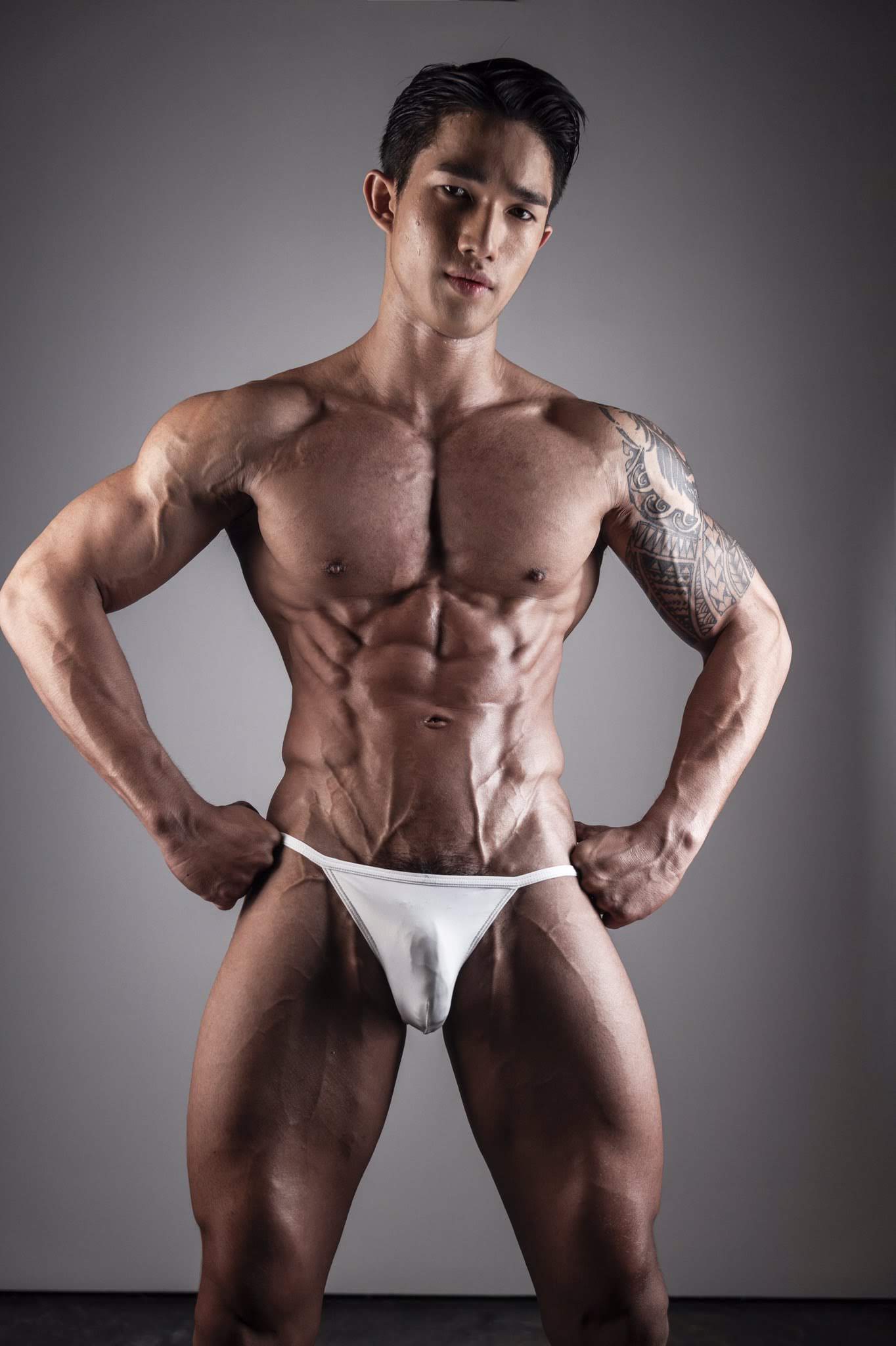 ピチピチ20代講師による【パンイチ自重トレーニング＠新宿御苑前】9月スケジュール