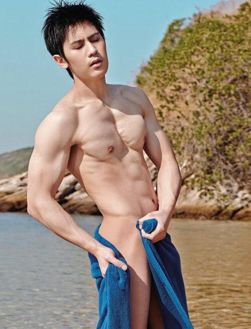 【パンイチ★ストレッチ＆ヨガ＠新宿御苑前】毎週月曜日19：30～21：00