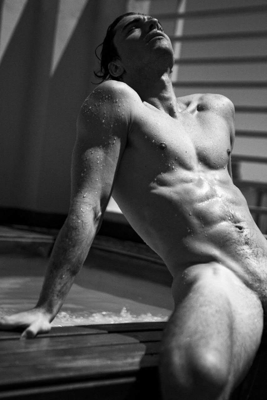 【パンイチ★ストレッチ＆ヨガ＠新宿御苑前】毎週木曜日19：30～21：00