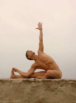 12月30日（土）11時【ヌードメディテーション&ハタヨガ＠大阪】29日15時も！ 570x768 33.5kb