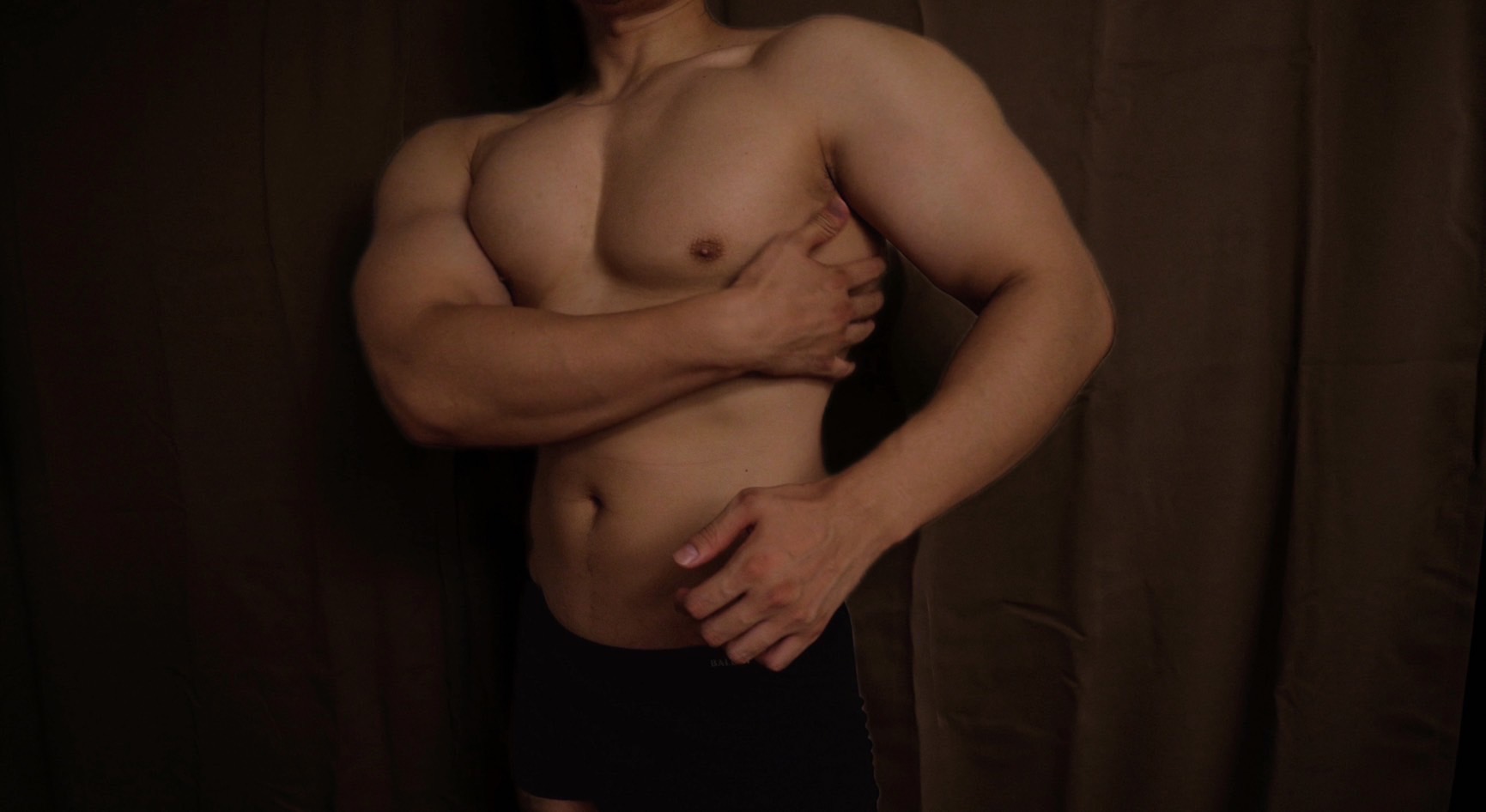 【レッドライン東京】渋谷・新宿で楽しむゲイマッサージ。都会の中で心身を解放する贅沢な時間