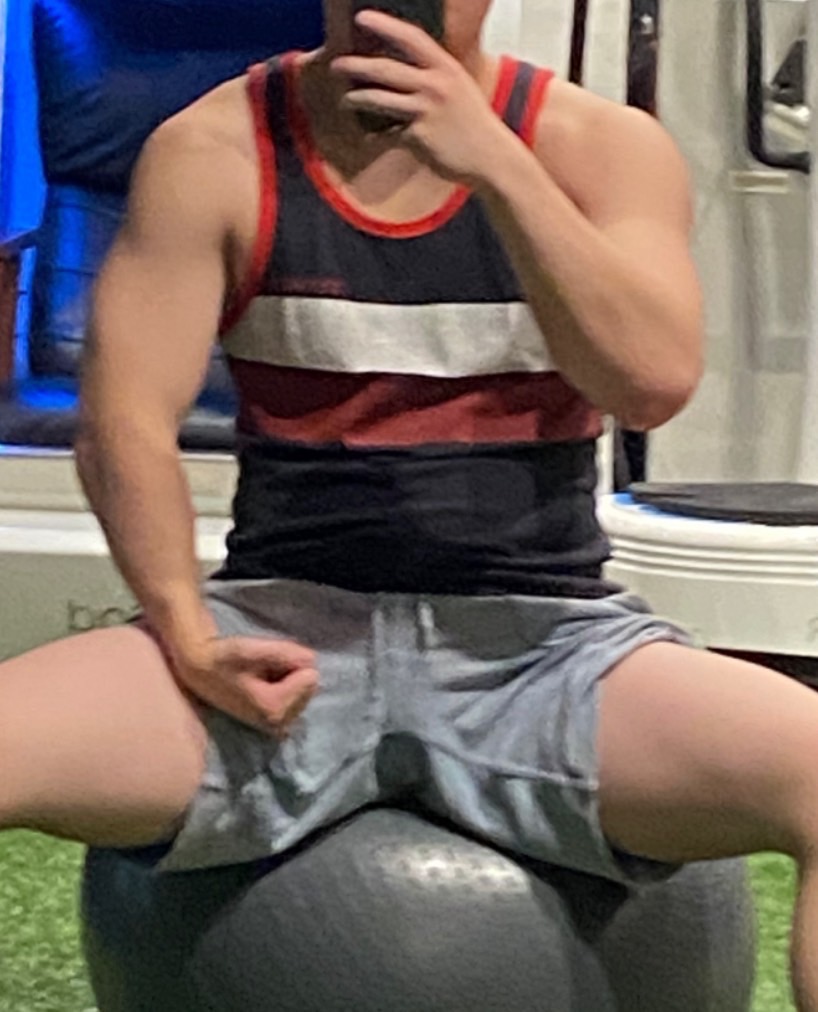 🌈【ゲイマッサージ東京】レッドラインの魅力を徹底紹介 – 男の癒しと絆を感じる空間へ