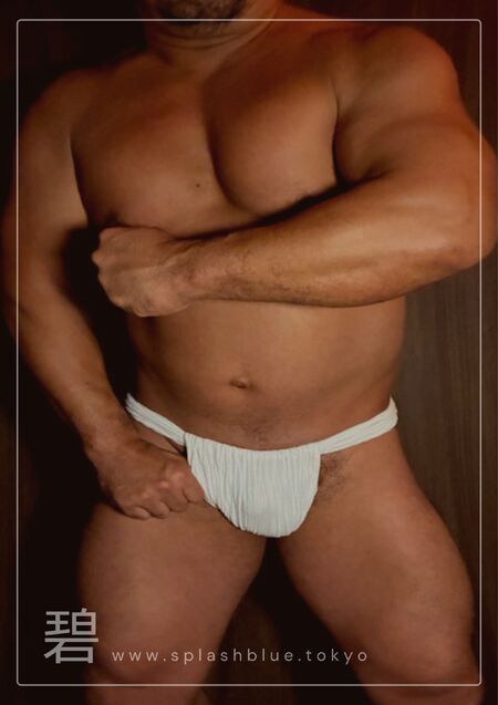 写真更新 けんすけ  - 1587x2245 296.3kb - #ゲイ #ゲイマッサージ #ゲイアカスリ #筋肉 #バルク #筋トレ #ガッチリ #ガチムチ #ガチ太 #ガチぶと #GMPD #六尺 #褌 #黒猫 #漢 #東京 #けんすけ