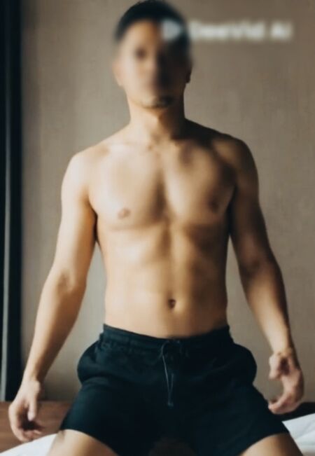 筋肉マッチョデカマラで稼ぐ高収入💪💪🍌!!! 1220x1765 721.4kb