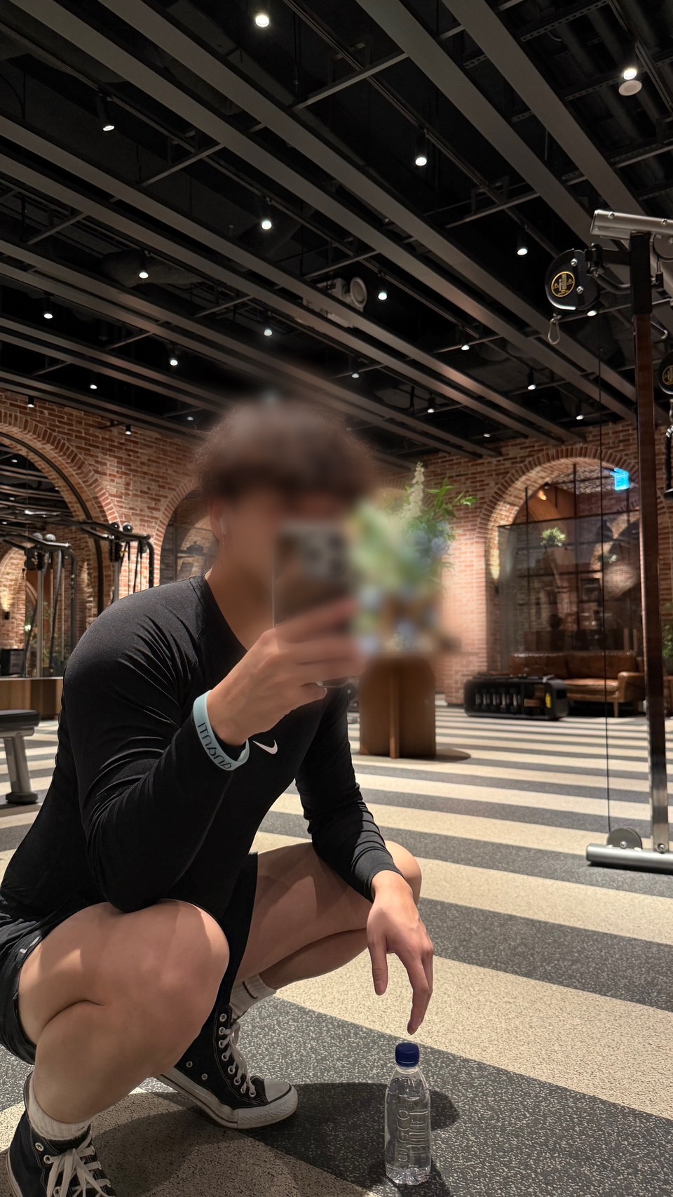 たくましいボディ × 丁寧施術　あおくん(MINT東京)