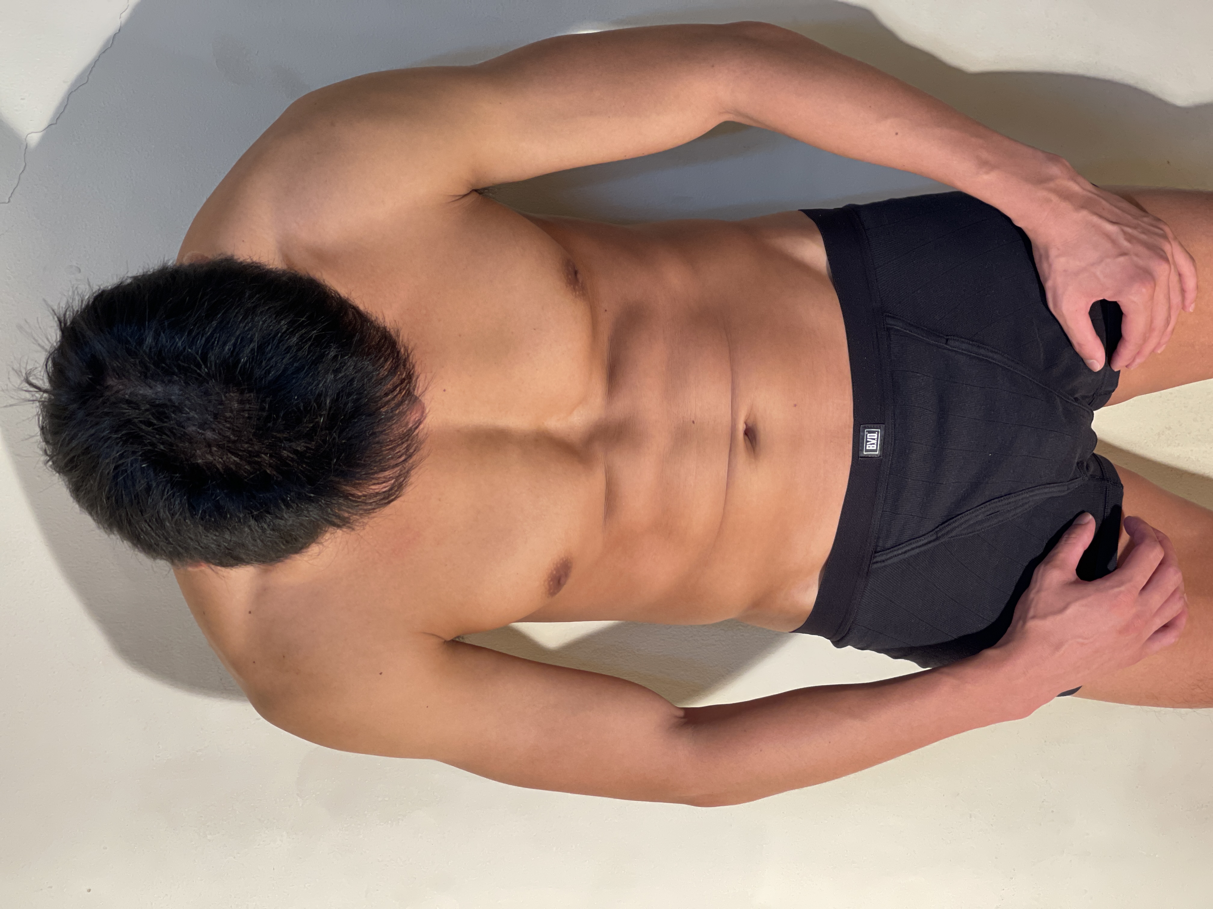 ゲイマッサージなら【レッドライン東京】｜都内で信頼され続ける大人のためのリラクゼーション