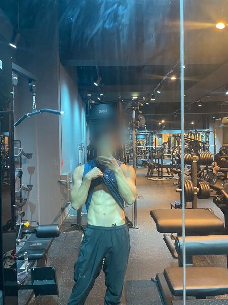 「男らしさと素朴さのギャップ系21歳」MINT東京 1108x1477 378.3kb