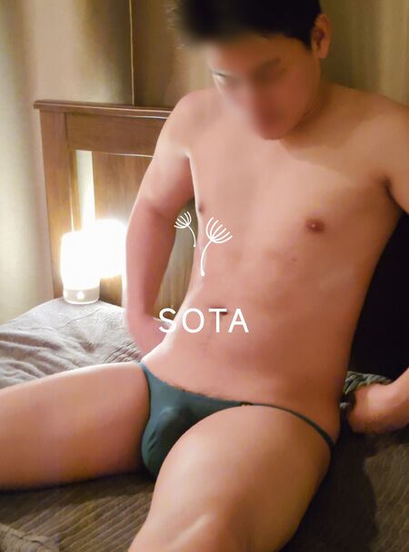 🍌スジ筋もがっちりも在籍!! 筋肉男子が〇〇を密着で揉みほぐし 2775x3747 3637.4kb