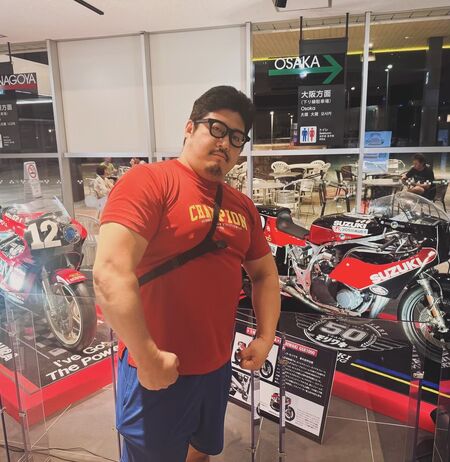 1️⃣歩合70%以上確約💴 2️⃣プロトレーナーによる筋トレ指導💪new! 1262x1296 355.3kb