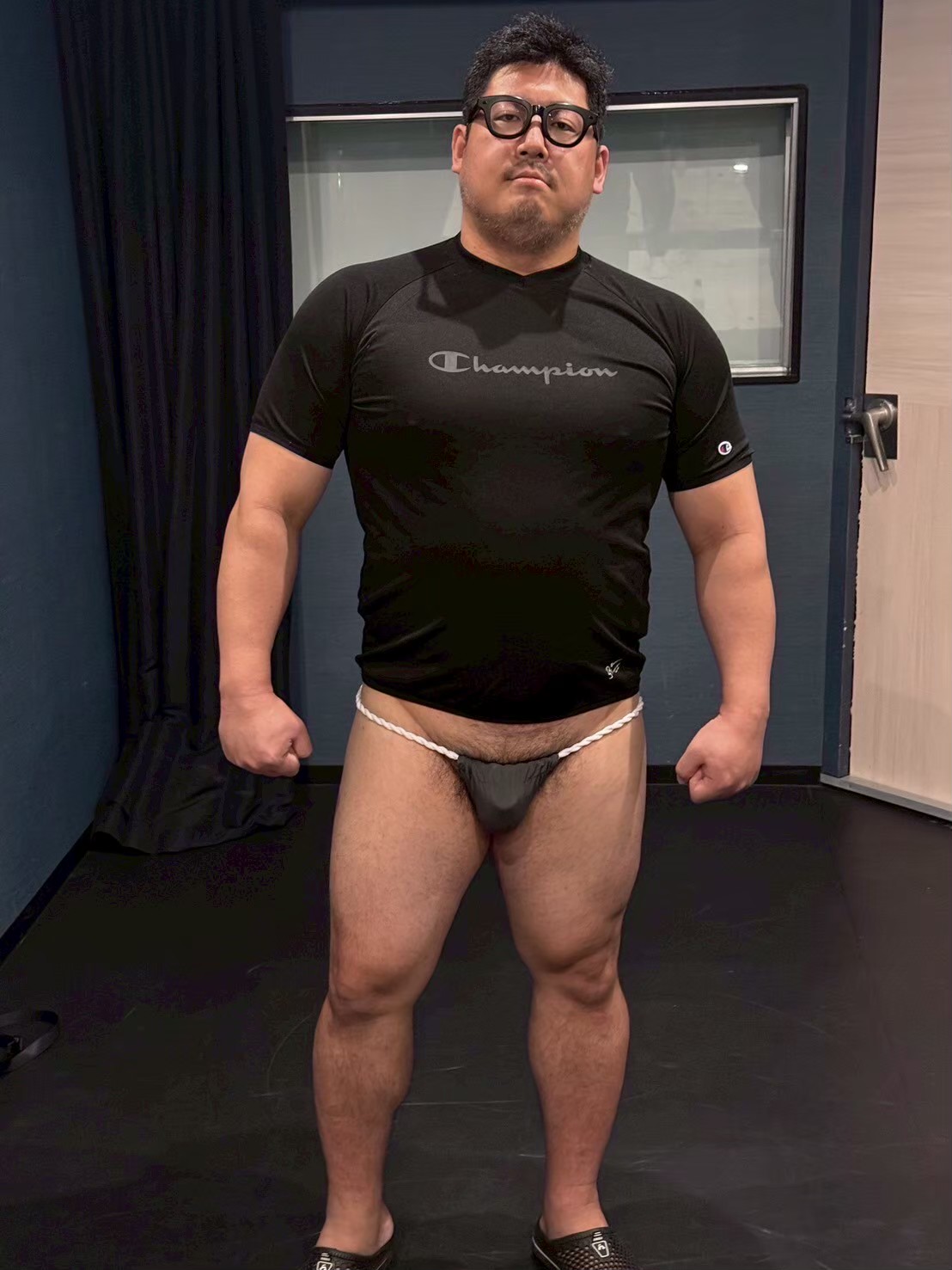 1️⃣歩合70%以上確約💴 2️⃣プロトレーナーによる筋トレ指導💪new!