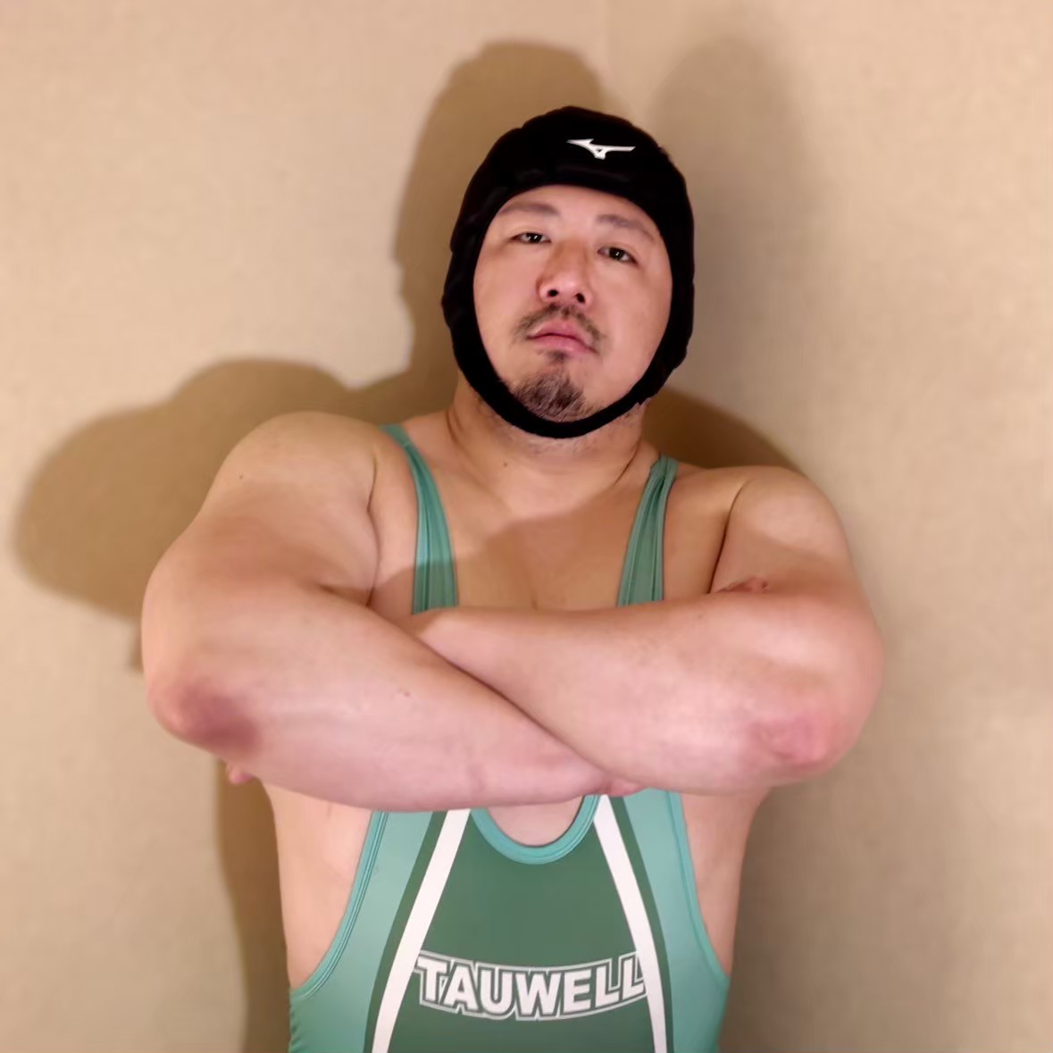 180cm/112kg。画面の向こうの彼が、今夜あなたの隣に。その「重み」を体感して。🔥