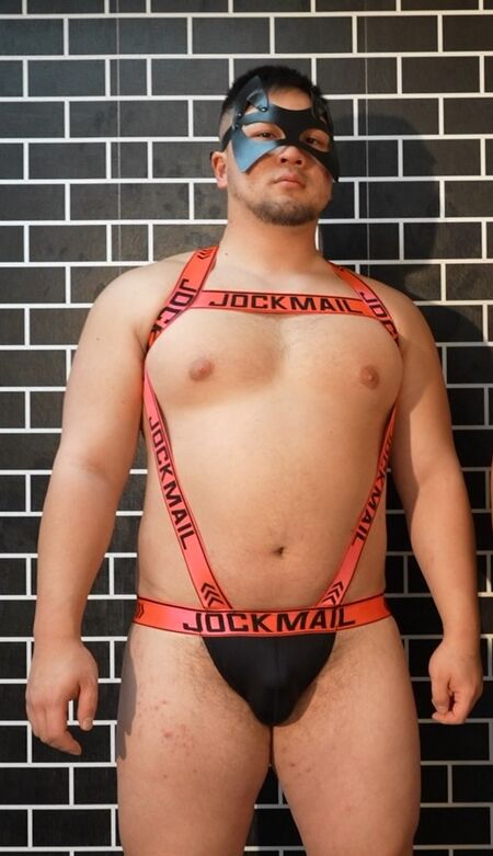 【デビュー！】待望のスーパーモデル「ゆたか」登場！圧倒的筋肉美を体感してください💪✨ 622x1080 182.5kb