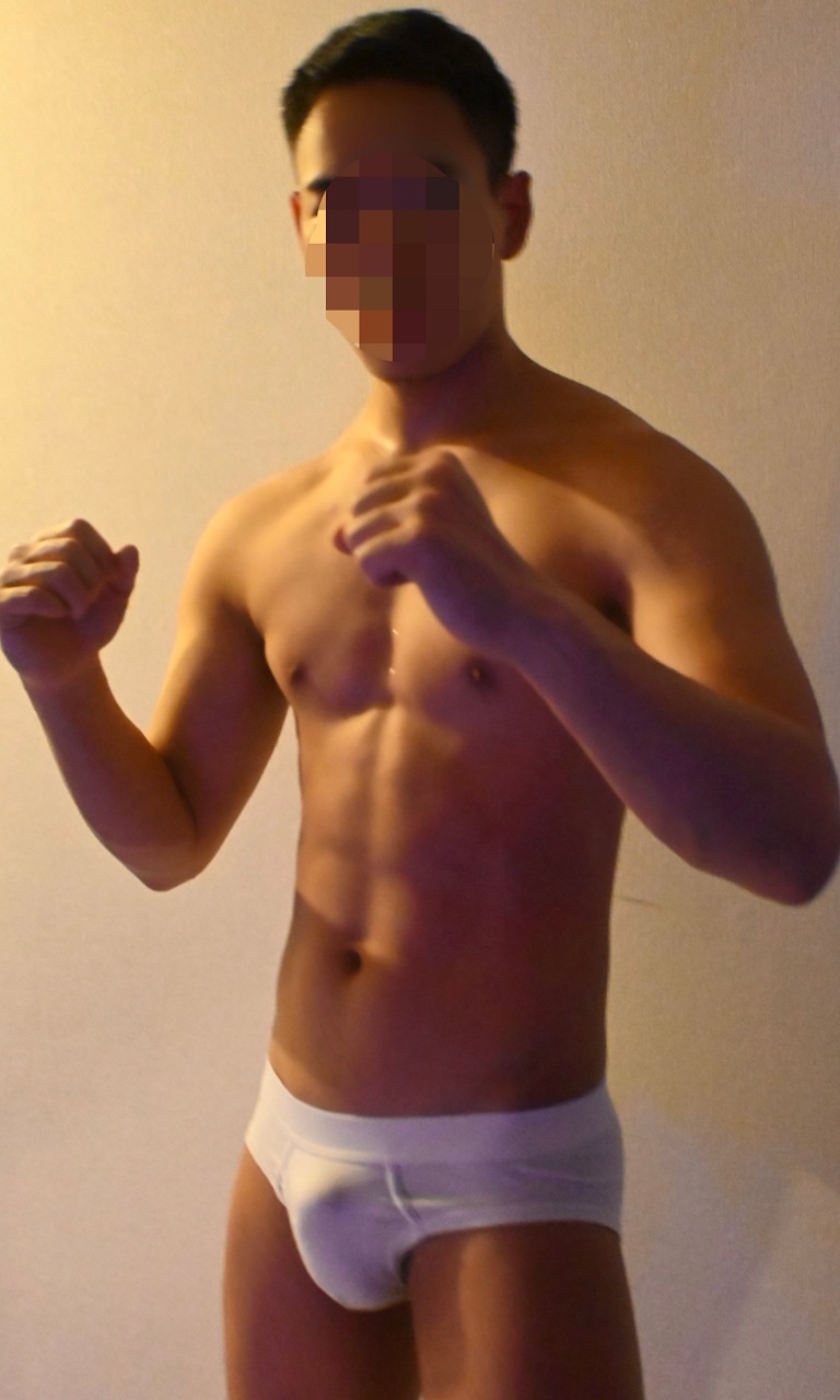 🍌26歳ボクサー級筋肉イケメンのタクト君を予約!!