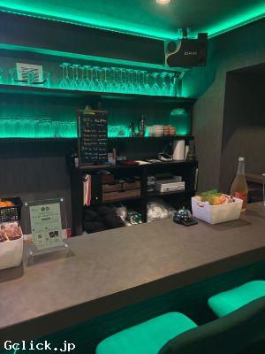 Squeeze - 東京都 新宿2丁目 ゲイバー - スクイーズ