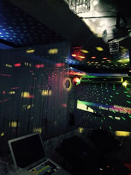 LUV! Disco Style Bar - 沖縄県 那覇 ゲイバー - ラブ! ディスコ・スタイル・バー